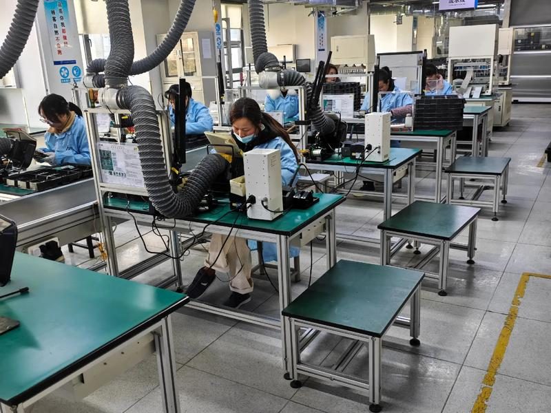 2000㎡电子厂专用工业吸尘器怎么选型：无尘防静电、高效保洁缩略图